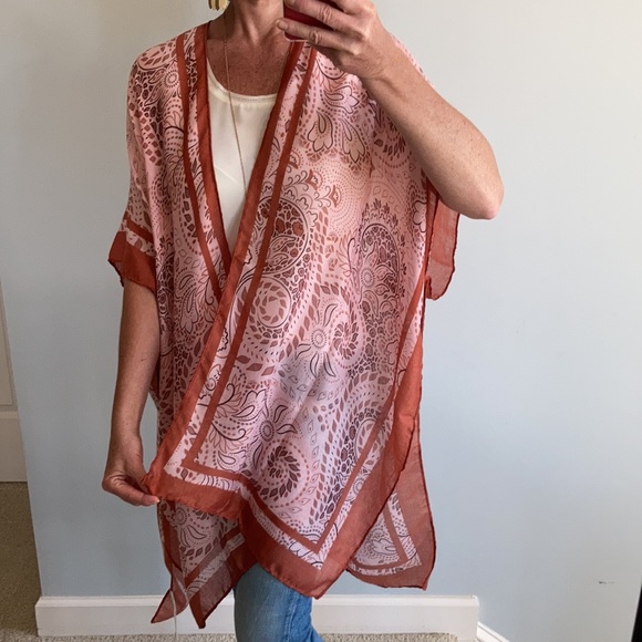 Paisley Print Boho Kimono - Picture 3 of 10